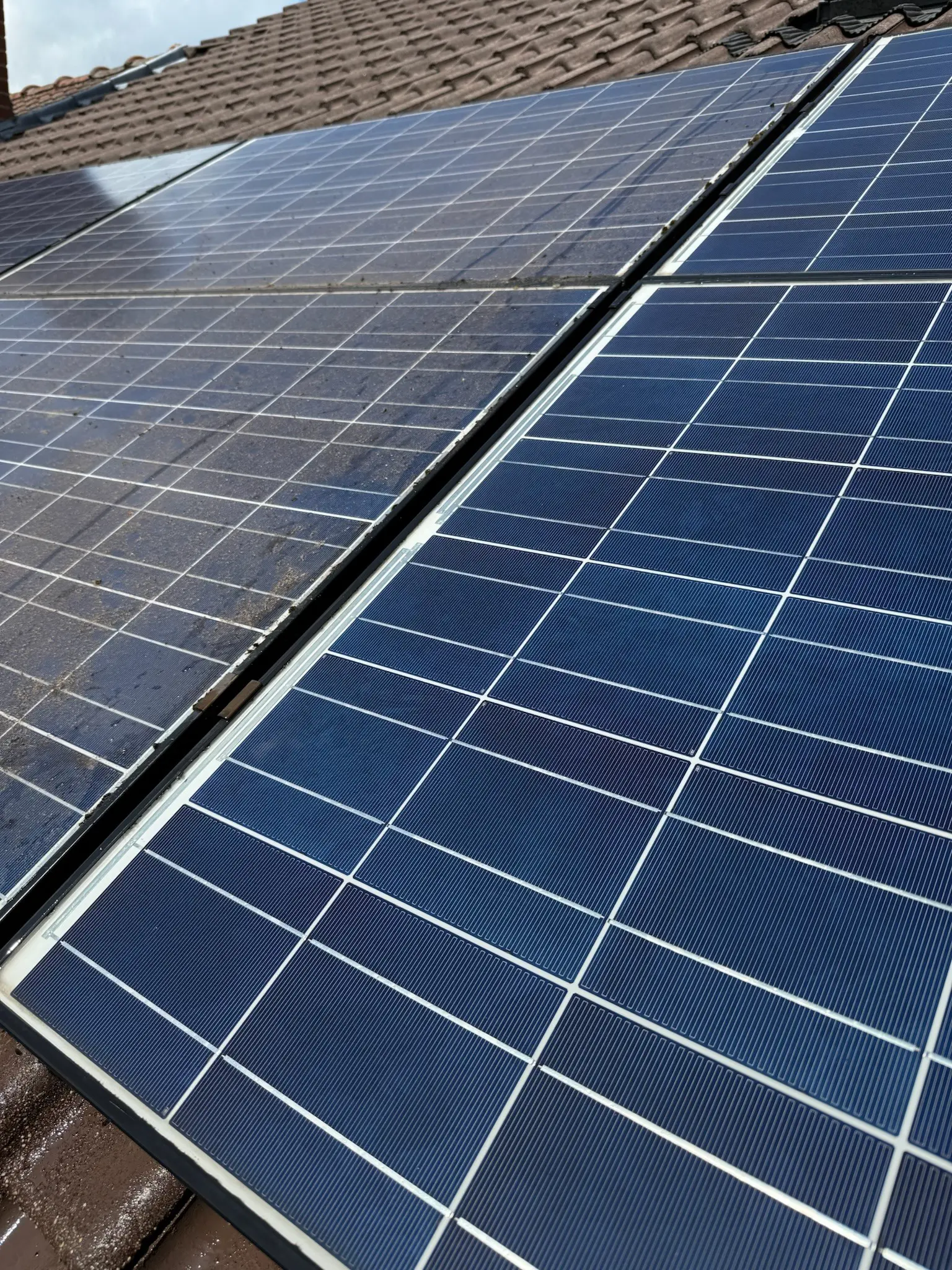 zonnepanelen-reinigen-voor-na zonnepanelen-reinigen-voor-na